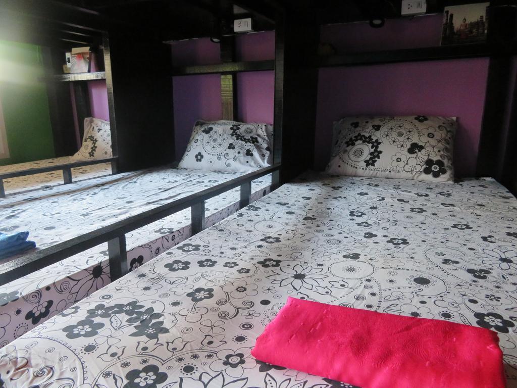 Same Same Guesthouse, Bar & Restaurant (Adults Only) ハード・リン エクステリア 写真
